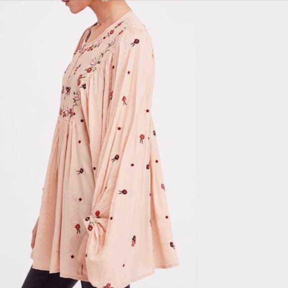 Free People Kiss from a Rose Peasant Top - Picture 4 of 10